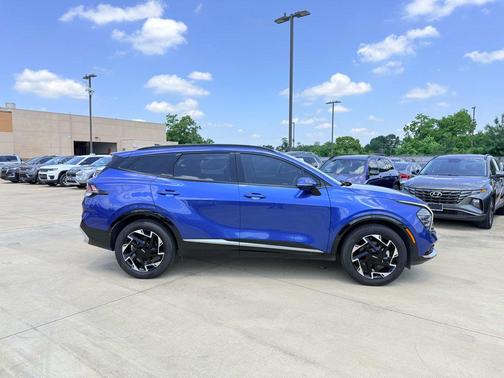 Sapphire Blue 2023 Kia Sportage SX-Prestige