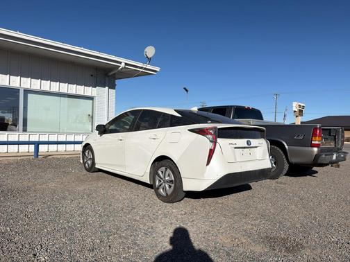 2018 Toyota Prius Two