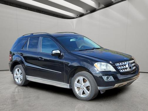 Black 2009 Mercedes-Benz M-Class 3.5L