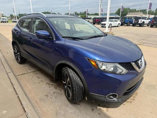 Caspian Blue 2017 Nissan Rogue Sport SL