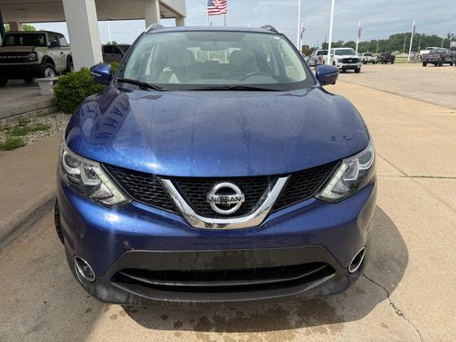 Caspian Blue 2017 Nissan Rogue Sport SL