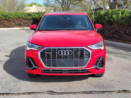 Tango Red Metallic 2023 Audi Q3 45 S line Premium Plus