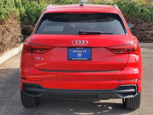 Tango Red Metallic 2023 Audi Q3 45 S line Premium Plus