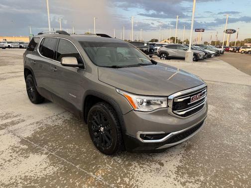 2019 GMC Acadia SLT-1