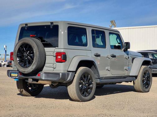 2023 Jeep Wrangler 4xe Sahara