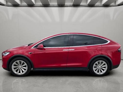 Red Multi-Coat 2021 Tesla Model X Long Range Dual Motor All-Wheel Drive