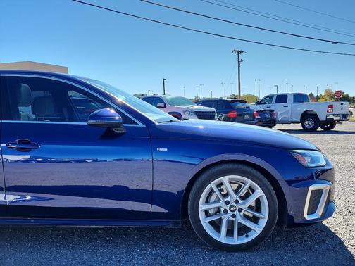 2023 Audi A4 45 S line Premium Plus