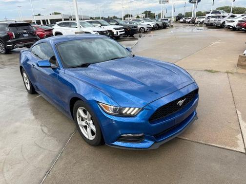 2017 Ford Mustang V6