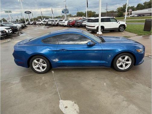 2017 Ford Mustang V6