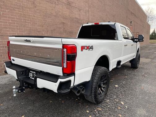 2024 Ford F-350 Platinum