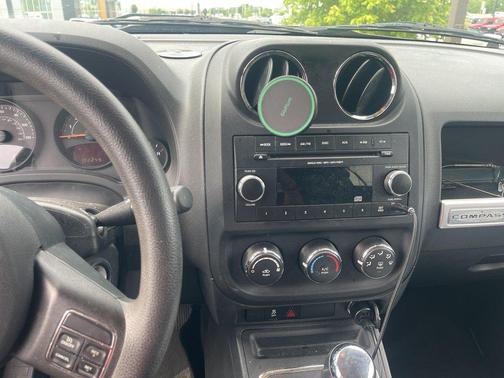 Granite Crystal Metallic Clearcoat 2015 Jeep Compass Sport