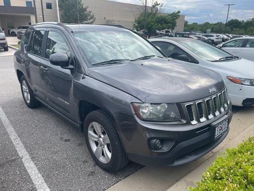 Granite Crystal Metallic Clearcoat 2015 Jeep Compass Sport
