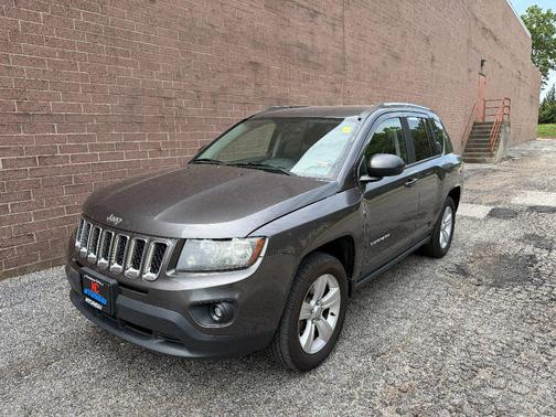 Granite Crystal Metallic Clearcoat 2015 Jeep Compass Sport