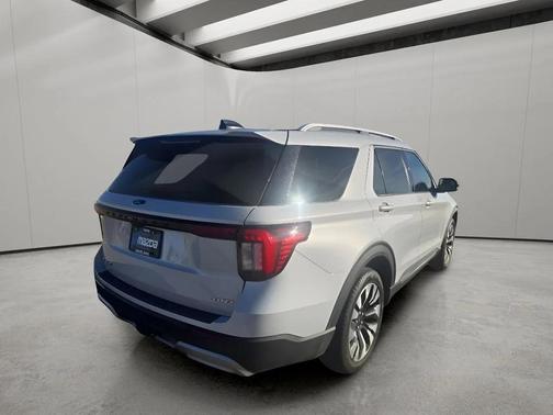 SPACE WHITE METALLIC 2025 Ford Explorer Platinum