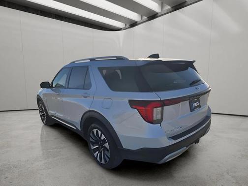SPACE WHITE METALLIC 2025 Ford Explorer Platinum