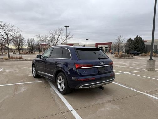 2022 Audi Q7 55 Premium