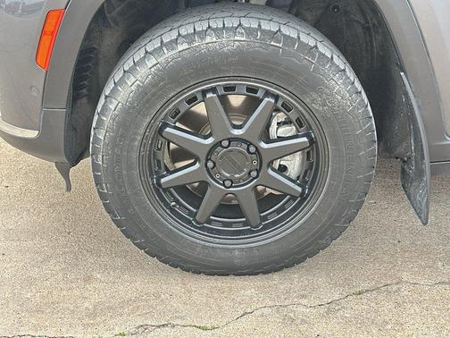 Baltic Gray Metallic Clearcoat 2022 Jeep Grand Cherokee L Limited