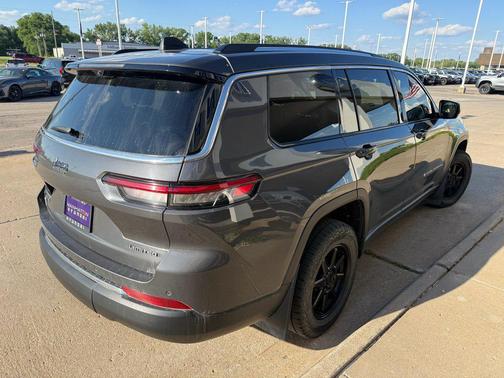 Baltic Gray Metallic Clearcoat 2022 Jeep Grand Cherokee L Limited