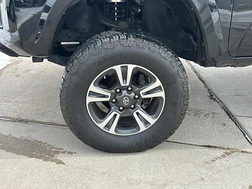 2019 Toyota Tacoma TRD Sport