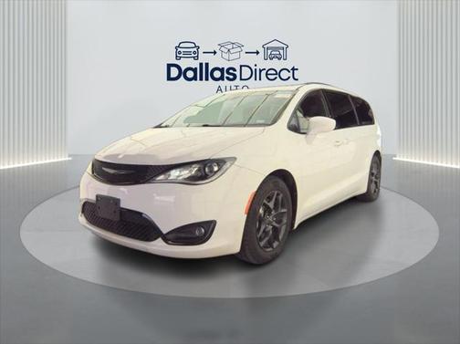 2018 Chrysler Pacifica Touring-L Plus