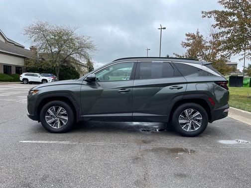 2022 Hyundai TUCSON Hybrid Blue