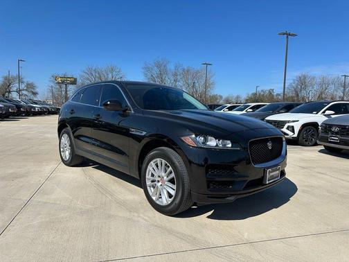 2019 Jaguar F-PACE 25t Prestige