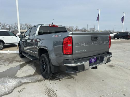 2022 Chevrolet Colorado WT