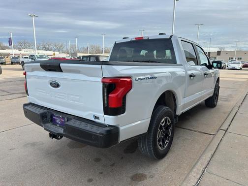 2023 Ford F-150 Lightning Pro