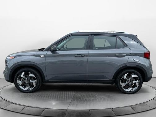 2022 Hyundai VENUE Limited