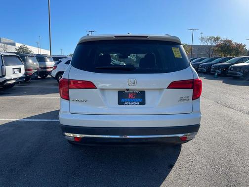 2017 Honda Pilot Elite