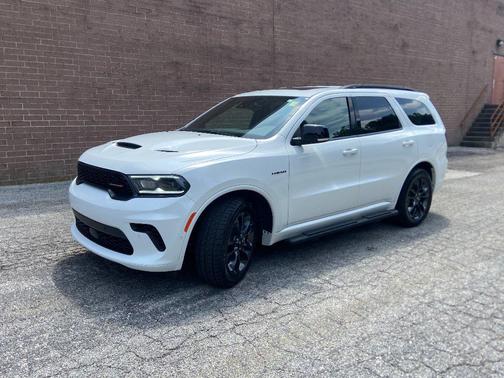 White Knuckle 2024 Dodge Durango R/T Plus