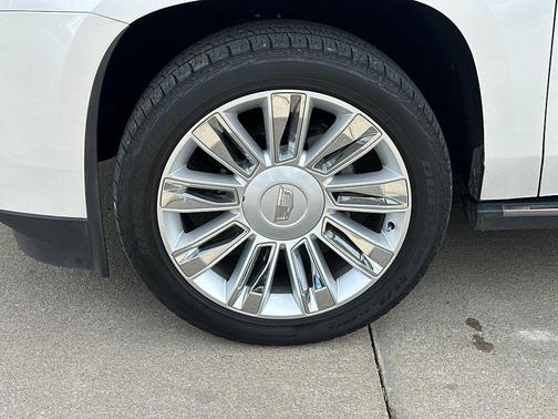 2016 Cadillac Escalade Platinum