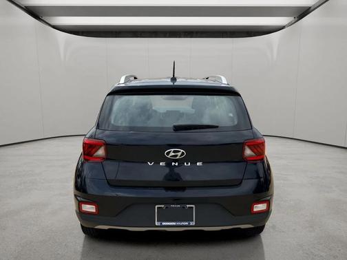 Onyx Black 2023 Hyundai VENUE SEL