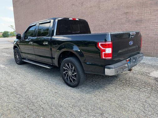 Shadow Black 2018 Ford F-150 XLT