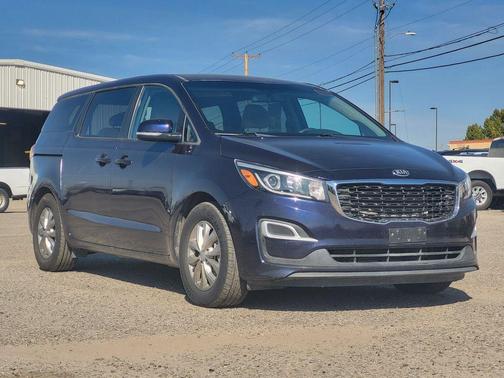 2021 Kia Sedona LX