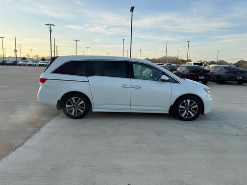 2016 Honda Odyssey Touring Elite
