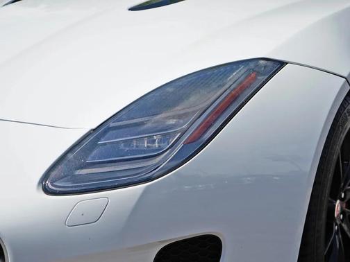 Fuji White 2018 Jaguar F-TYPE 296HP