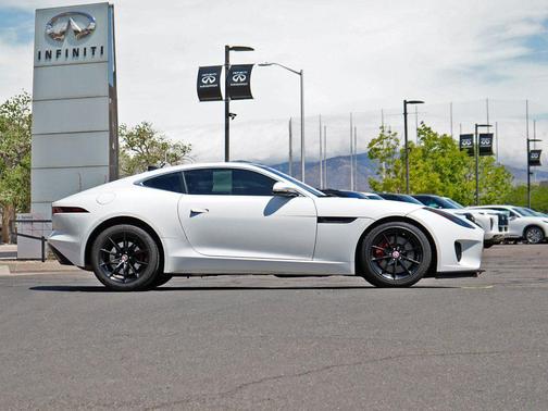 Fuji White 2018 Jaguar F-TYPE 296HP