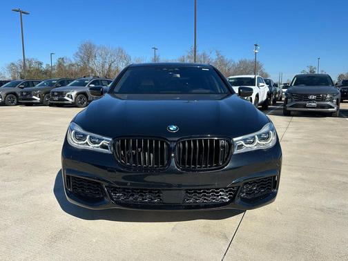 2018 BMW M760 xDrive