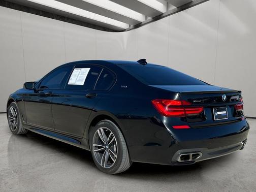 2018 BMW M760 xDrive