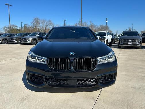 2018 BMW M760 xDrive