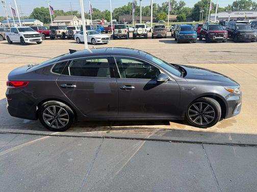 Platinum Graphite 2019 Kia Optima LX