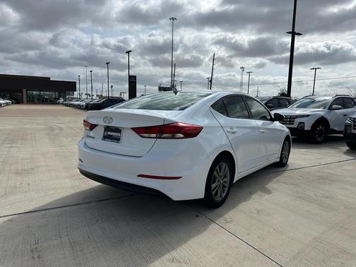 2018 Hyundai ELANTRA Value Edition