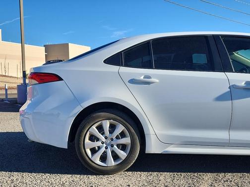 2023 Toyota Corolla Hybrid LE
