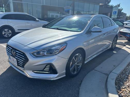 2019 Hyundai SONATA Hybrid Limited