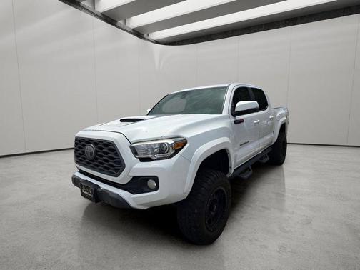 Super White 2020 Toyota Tacoma TRD Sport