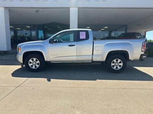 Quicksilver Metallic 2016 GMC Canyon SL