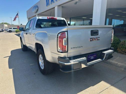 2016 GMC Canyon SL