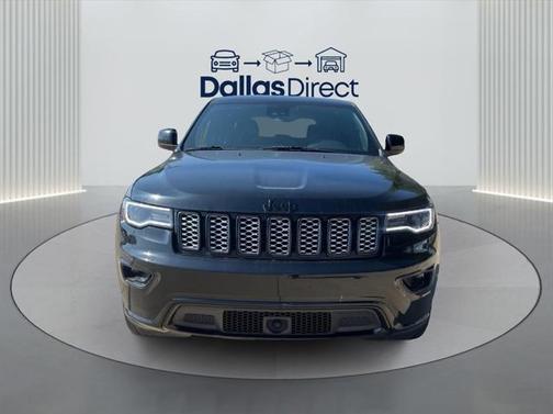 2022 Jeep Grand Cherokee Laredo