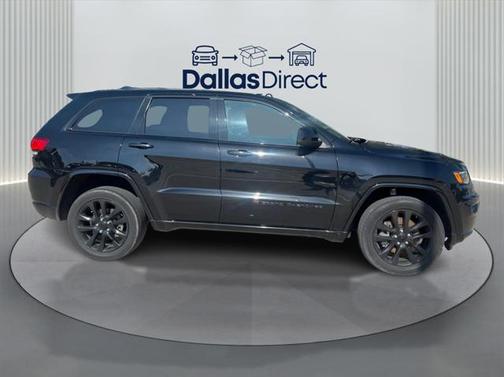 2022 Jeep Grand Cherokee Laredo